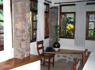 Liane De Mai Acomodação com café da manhã La Digue Exterior foto